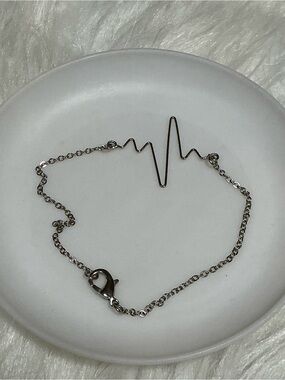 Heartbeat Pulse Chain Silver-tone Bracelet